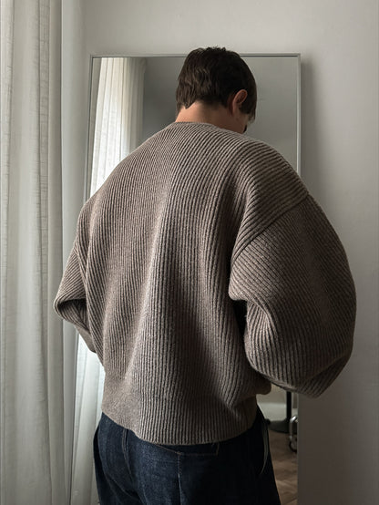 HEAVY RIBBED KNIT SWEATER